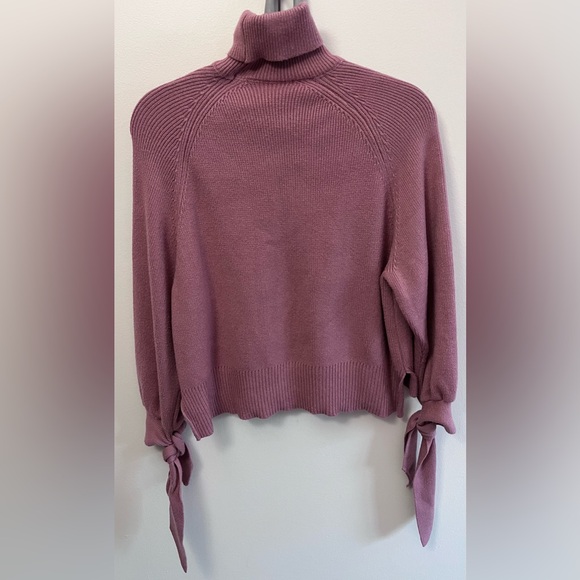 Zara Mauve Turtleneck Sweater with Tie Sleeves - Picture 5 of 10